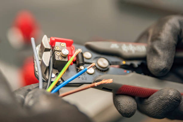 Best Home Electrical Repair  in Riverton, IL